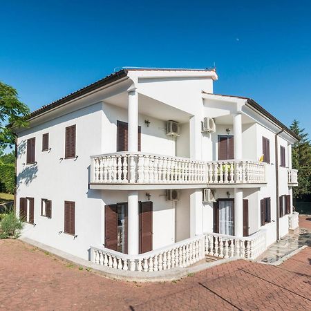 Apartments Vienna Zambratija  Zewnętrze zdjęcie